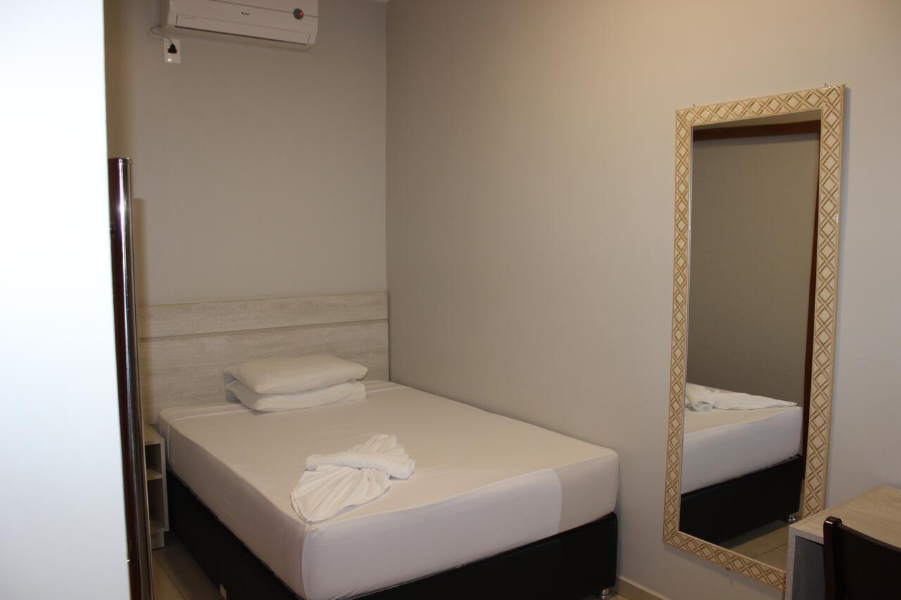 Sleep Hotel Толедо Экстерьер фото
